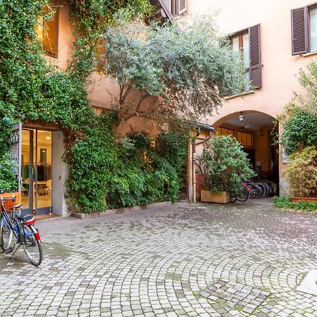 Deliziosa Abitazione Privata In Zona Navigli Apartment Milan Bagian luar foto