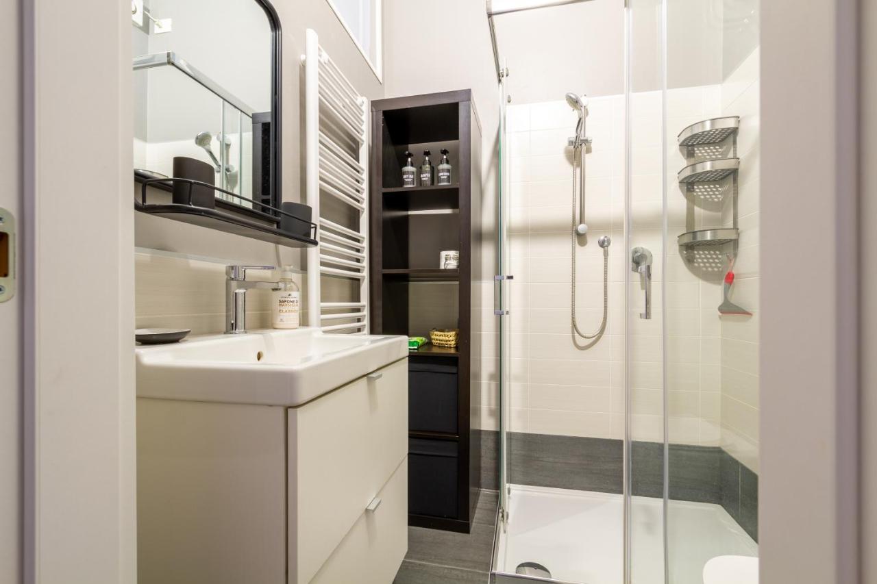 Deliziosa Abitazione Privata In Zona Navigli Apartment Milan Bagian luar foto