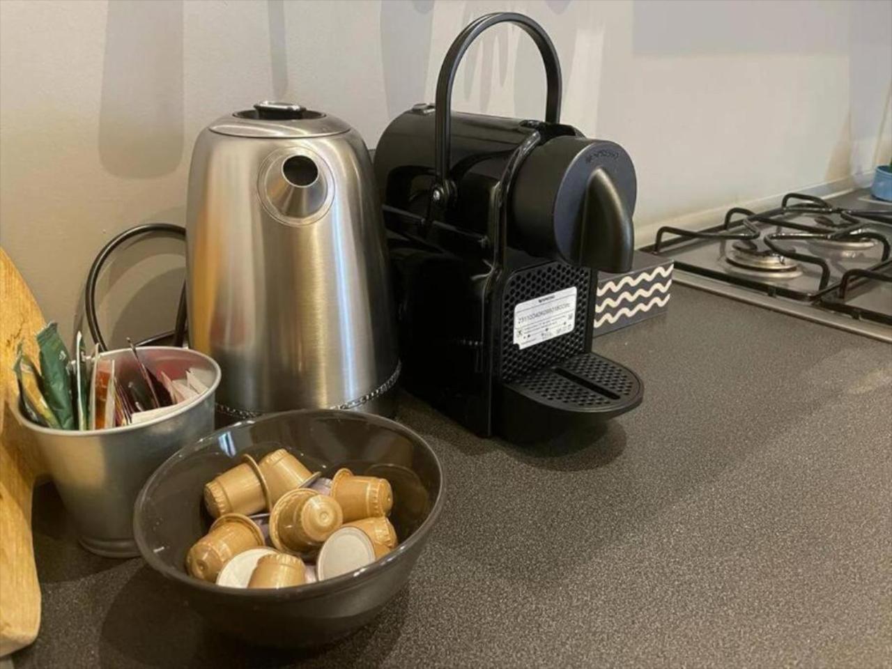 Deliziosa Abitazione Privata In Zona Navigli Apartment Milan Bagian luar foto